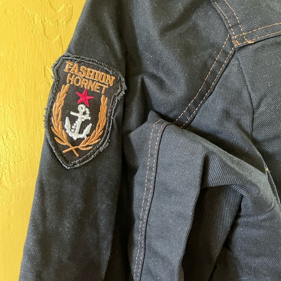 Yi Jian Mei Outdoor Fashion Hornet Woman's Size small Button Up Jacket coat - Picture 4 of 6